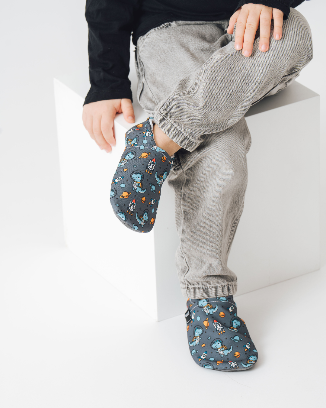 Scarpe barefoot Dino spaziale